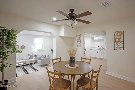 3421 Inwood Circle Jacksonville FL 32207