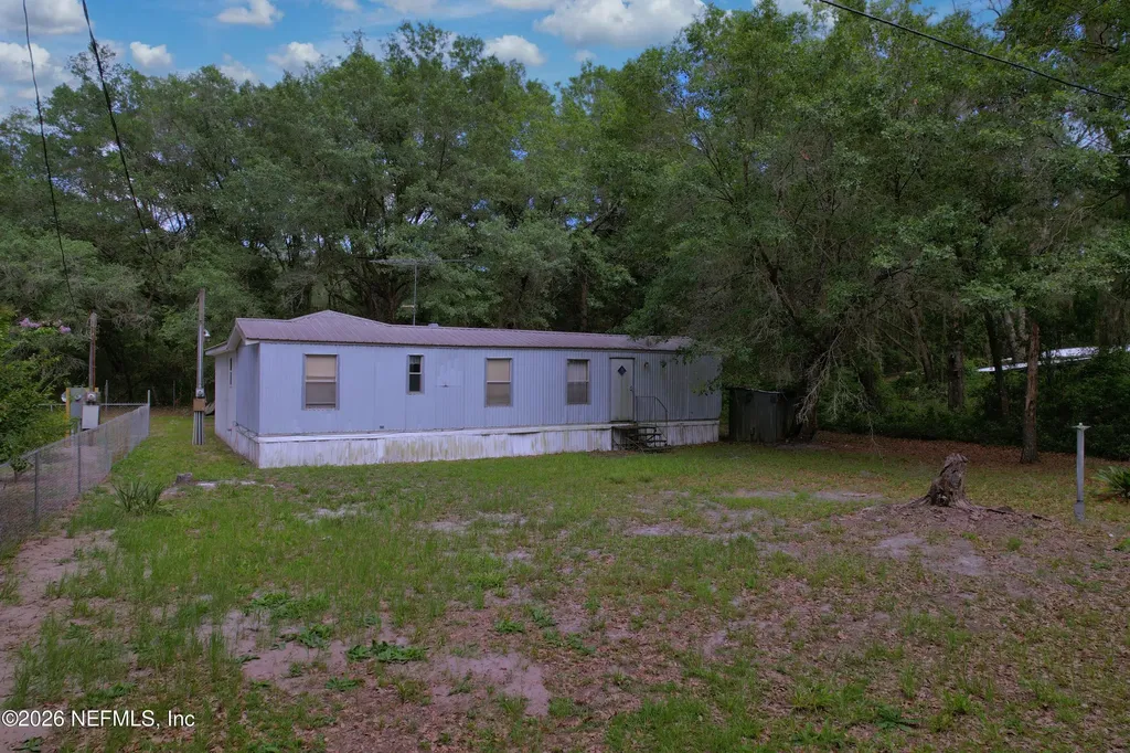 104 Helen Avenue Interlachen FL 32148