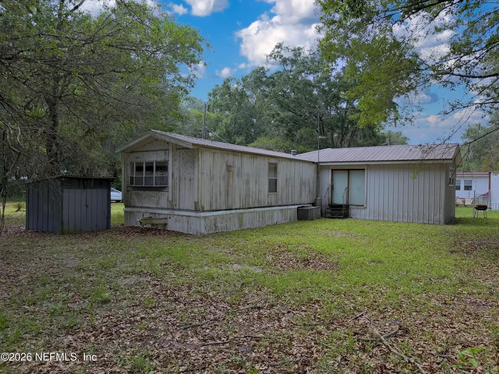 104 Helen Avenue Interlachen FL 32148