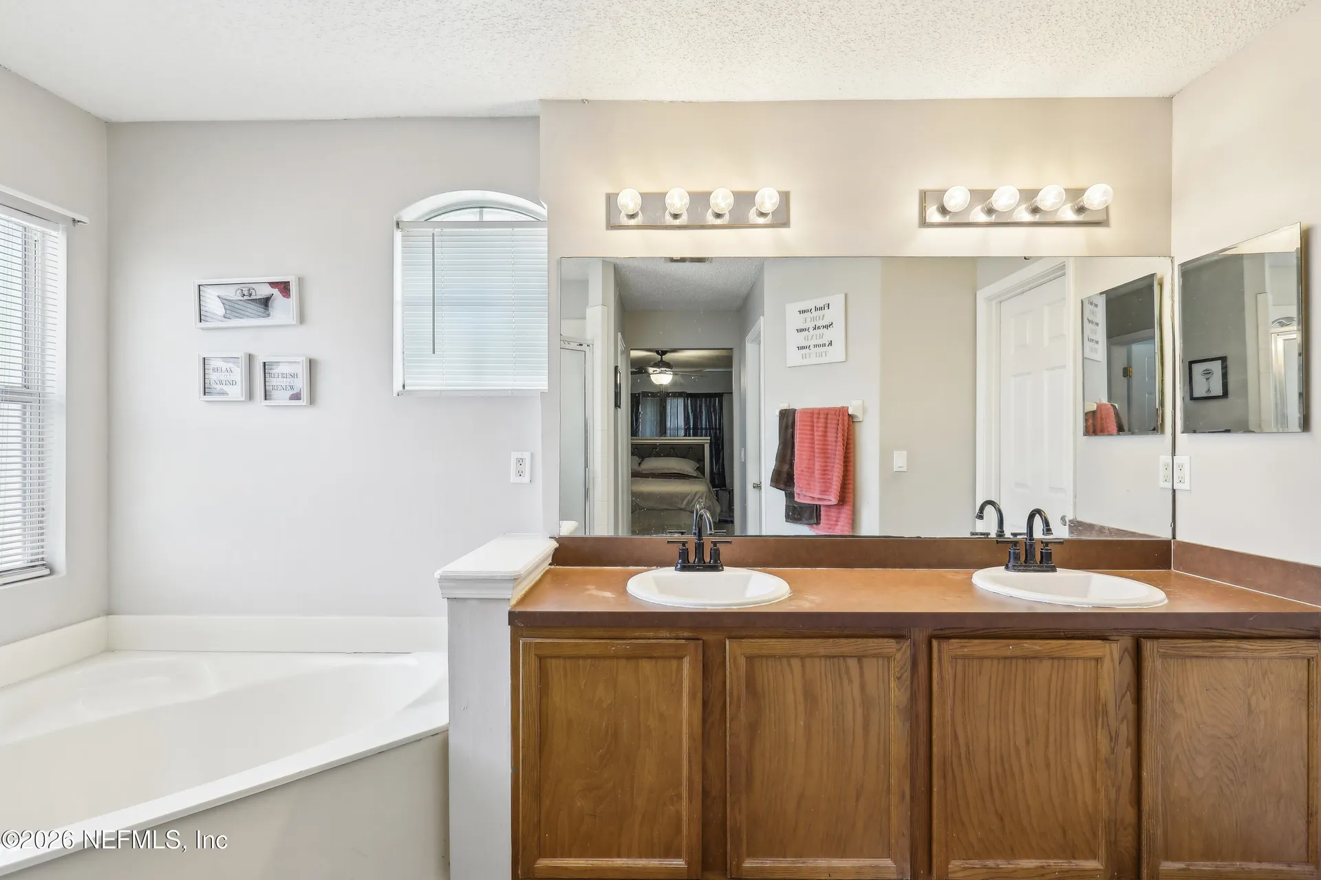 4322 S Marsh Hawk Drive S Jacksonville FL 32218
