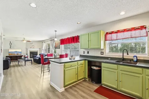 4322 S Marsh Hawk Drive S Jacksonville FL 32218