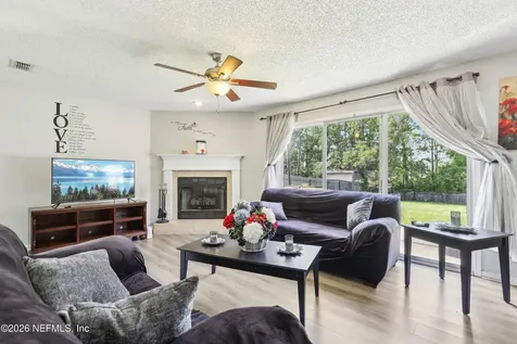 4322 S Marsh Hawk Drive S Jacksonville FL 32218
