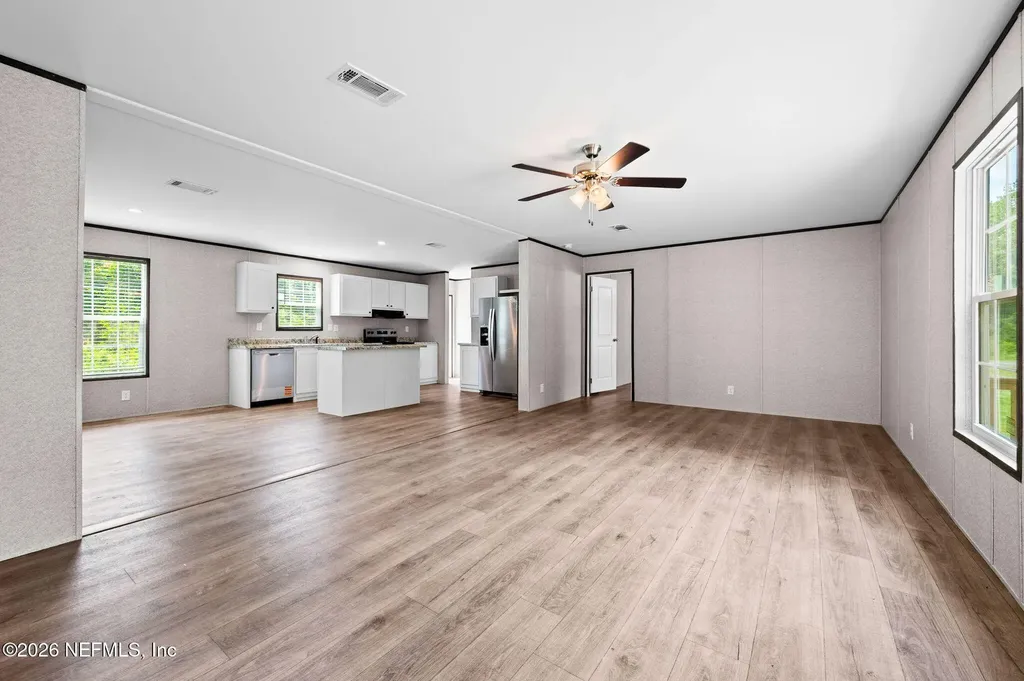140 NW Genell Loop Lake City FL 32055