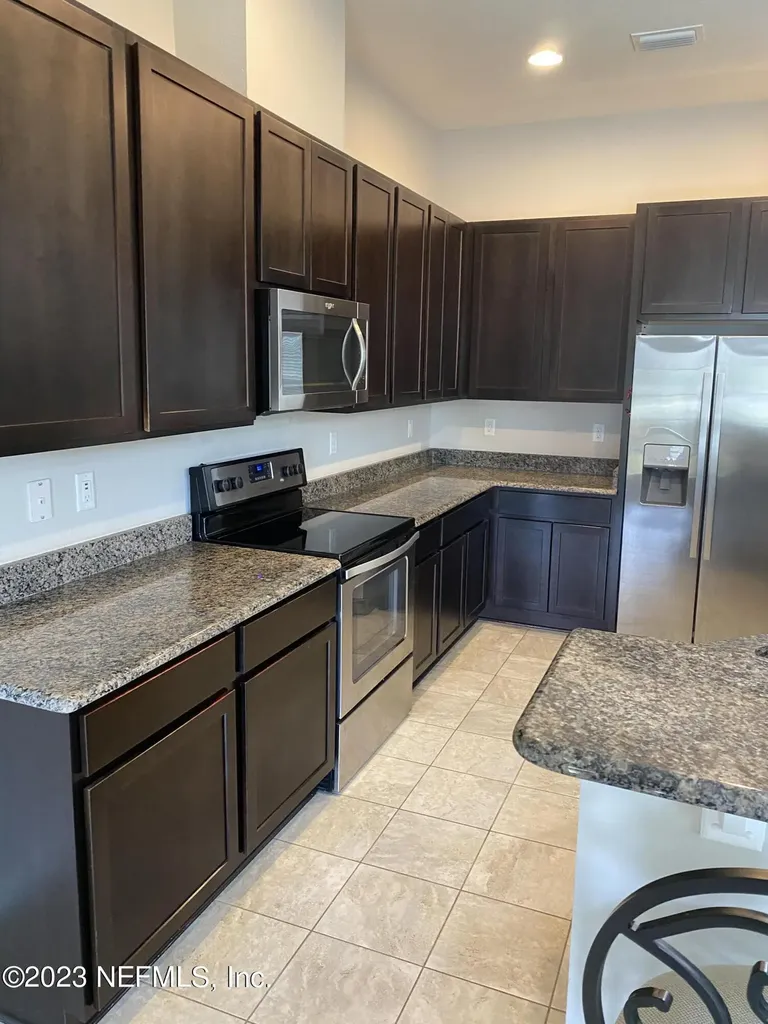 7400 Benes Trail Jacksonville FL 32244