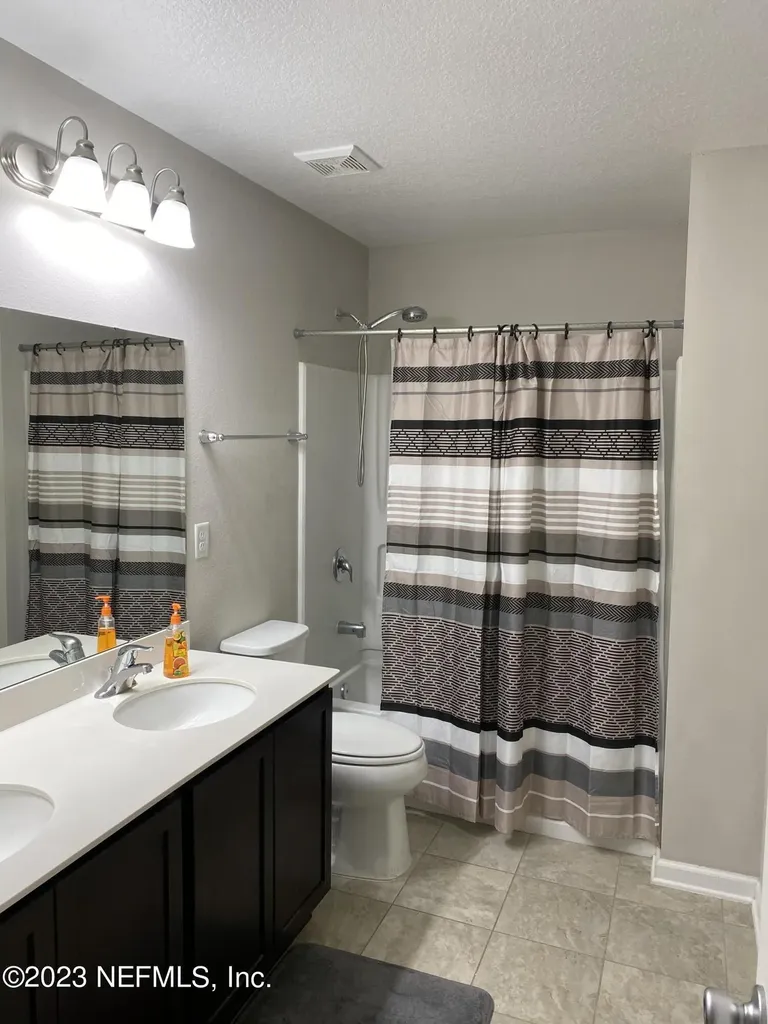 7400 Benes Trail Jacksonville FL 32244