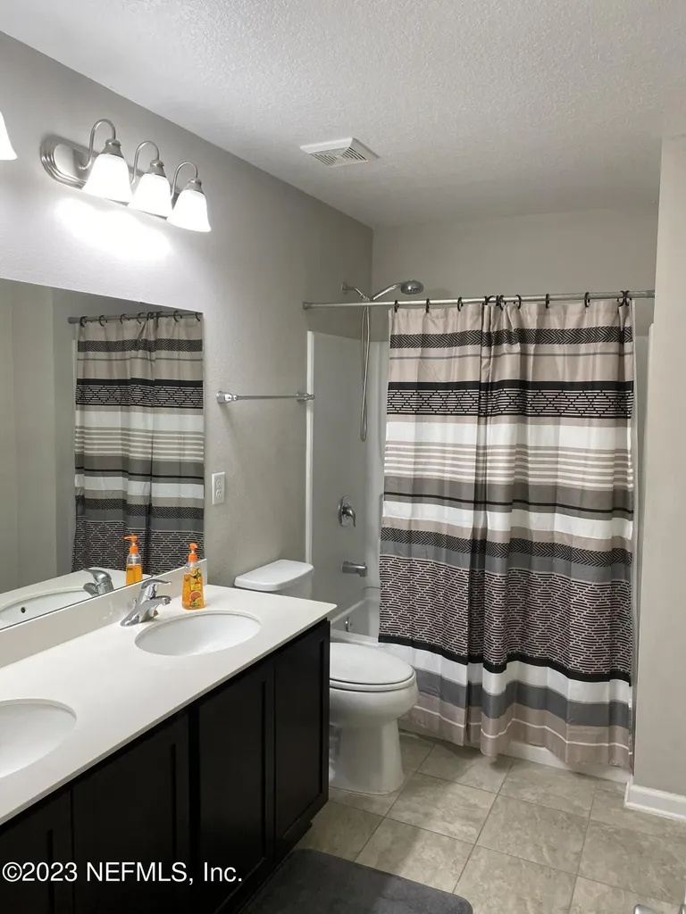 7400 Benes Trail Jacksonville FL 32244