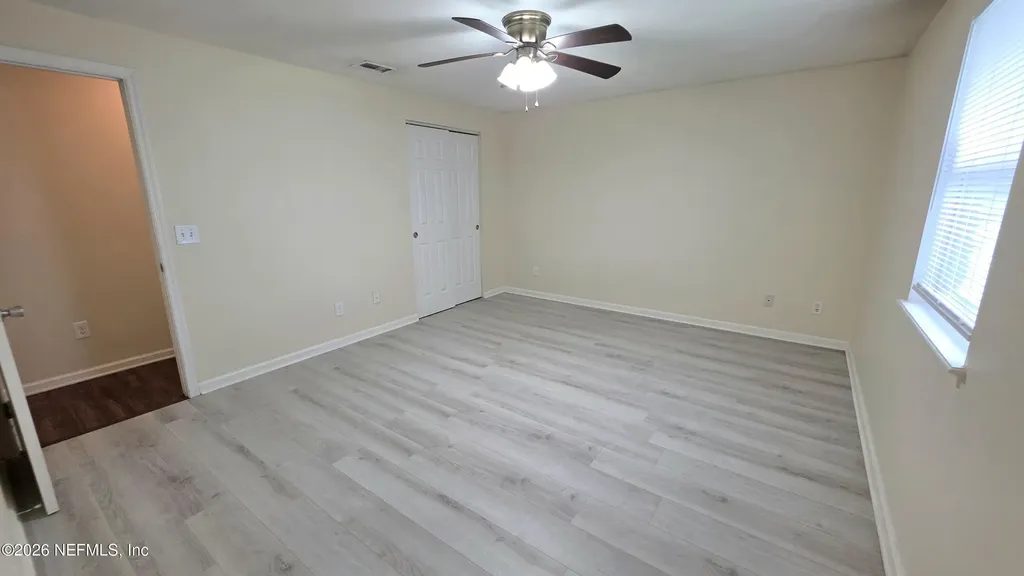 8240 Pear Road Jacksonville FL 32210