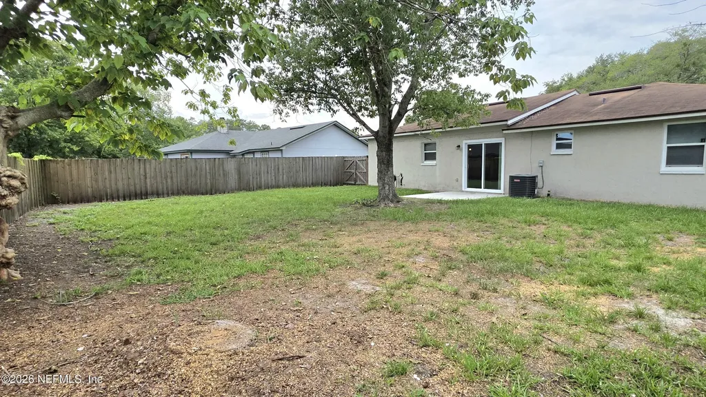8240 Pear Road Jacksonville FL 32210