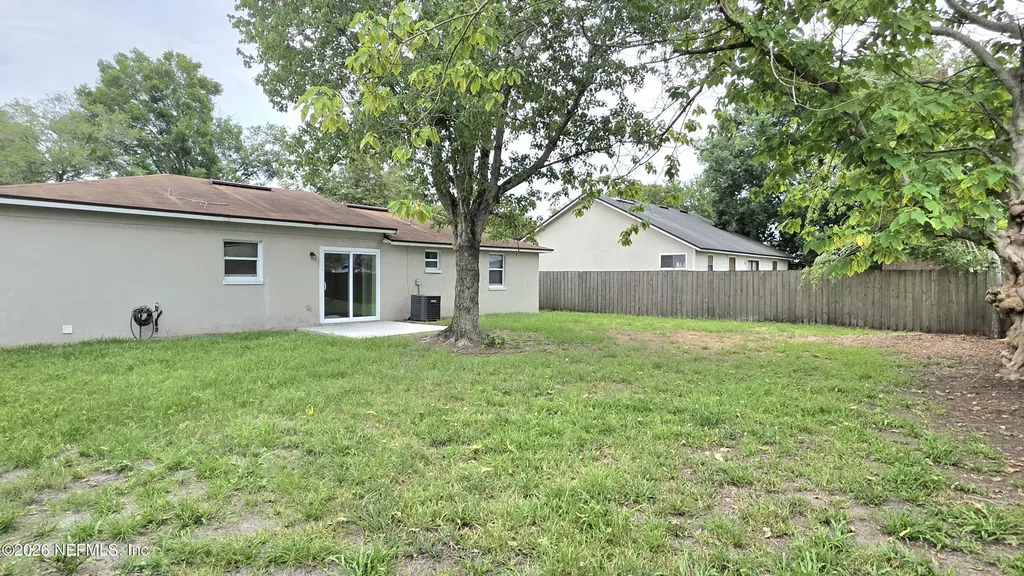 8240 Pear Road Jacksonville FL 32210
