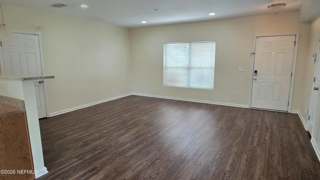 8240 Pear Road Jacksonville FL 32210