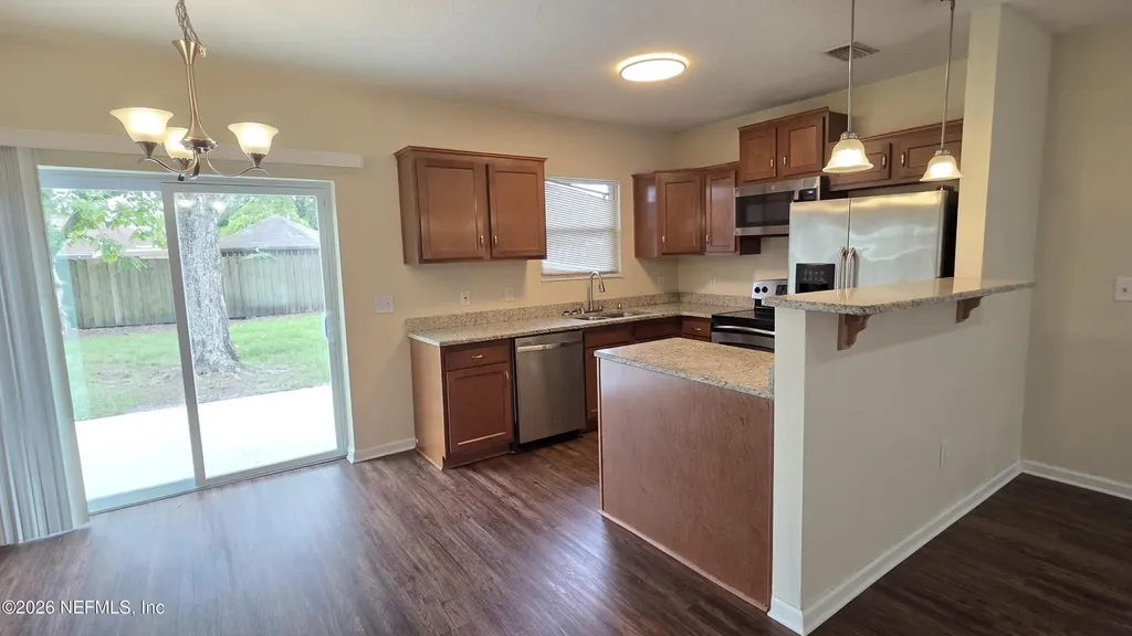 8240 Pear Road Jacksonville FL 32210