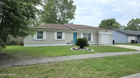 8240 Pear Road Jacksonville FL 32210