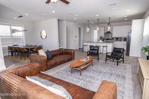 215-217 N 12th Avenue Jacksonville Beach FL 32250
