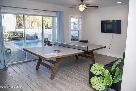 215-217 N 12th Avenue Jacksonville Beach FL 32250