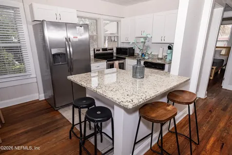 215-217 N 12th Avenue Jacksonville Beach FL 32250