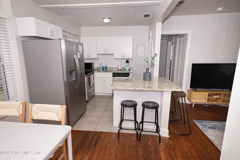 215-217 N 12th Avenue Jacksonville Beach FL 32250