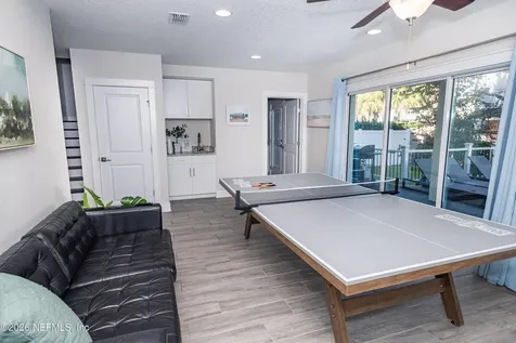215-217 N 12th Avenue Jacksonville Beach FL 32250
