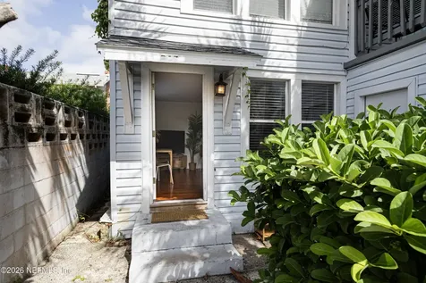 215-217 N 12th Avenue Jacksonville Beach FL 32250