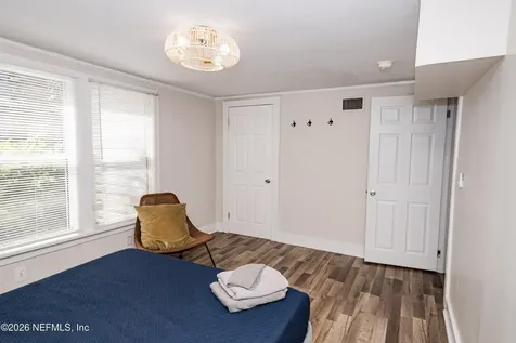 215-217 N 12th Avenue Jacksonville Beach FL 32250