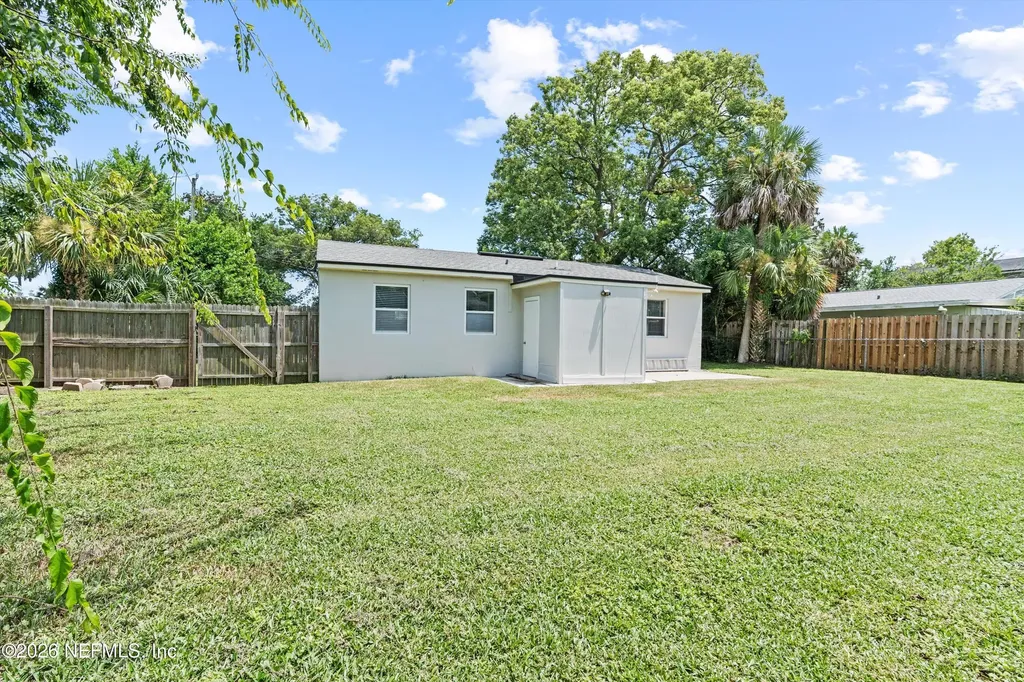 1012 9th Street N Jacksonville Beach FL 32250