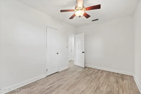 1012 9th Street N Jacksonville Beach FL 32250