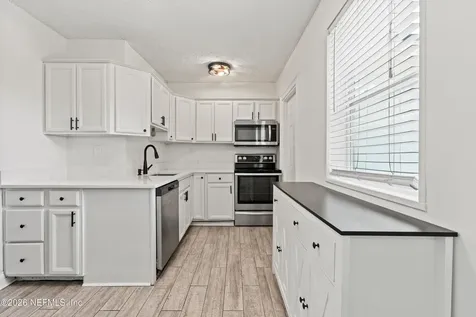 1012 9th Street N Jacksonville Beach FL 32250