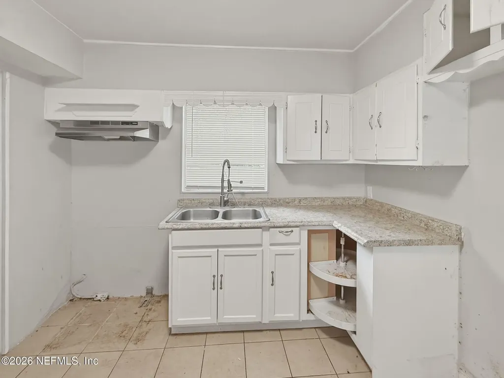 326 Cahoon Road S Jacksonville FL 32220