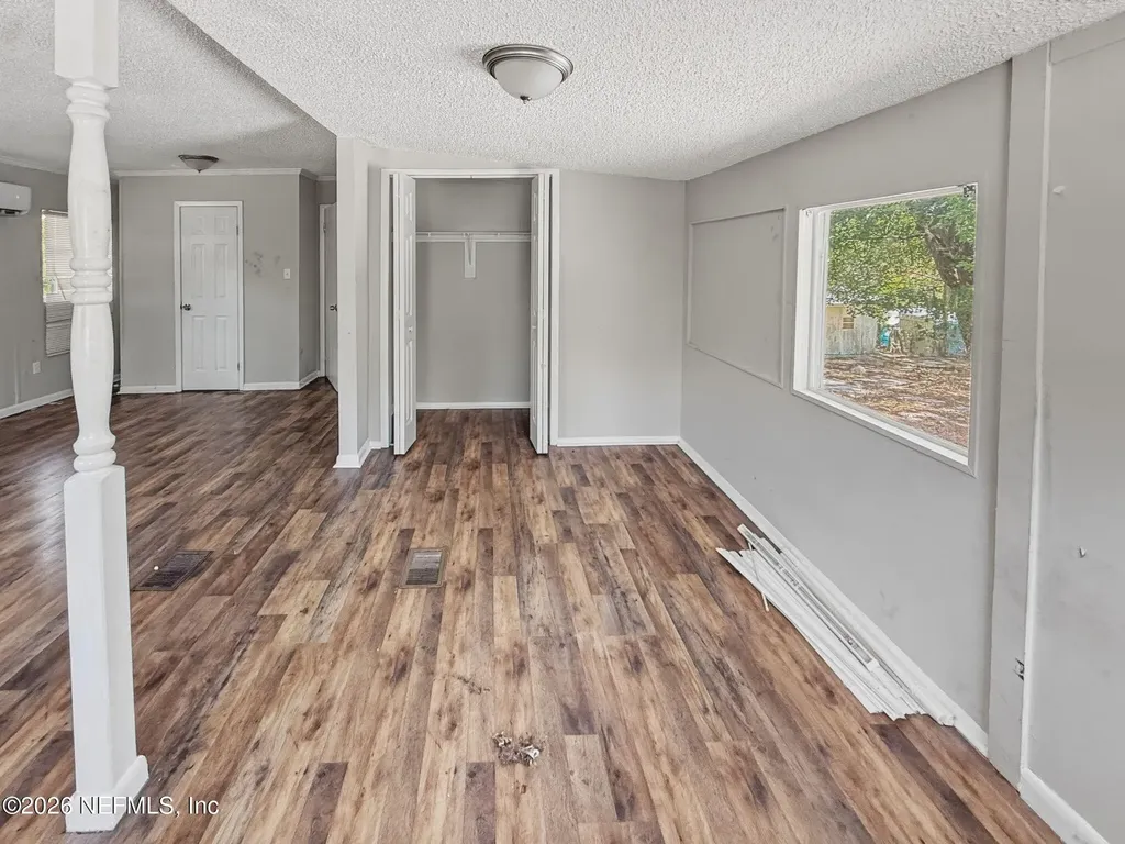 326 Cahoon Road S Jacksonville FL 32220