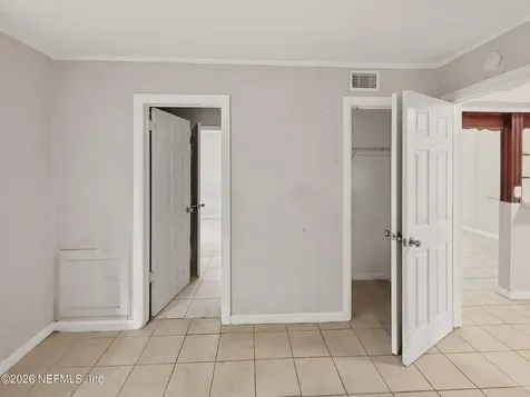 326 Cahoon Road S Jacksonville FL 32220