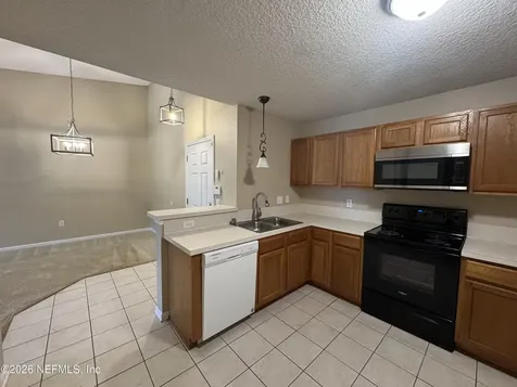 6063 Maggies Circle Jacksonville FL 32244