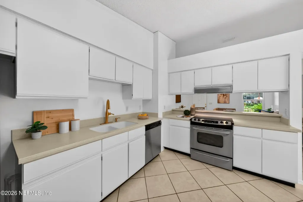 2179 Fairway Villas Lane S Atlantic Beach FL 32233