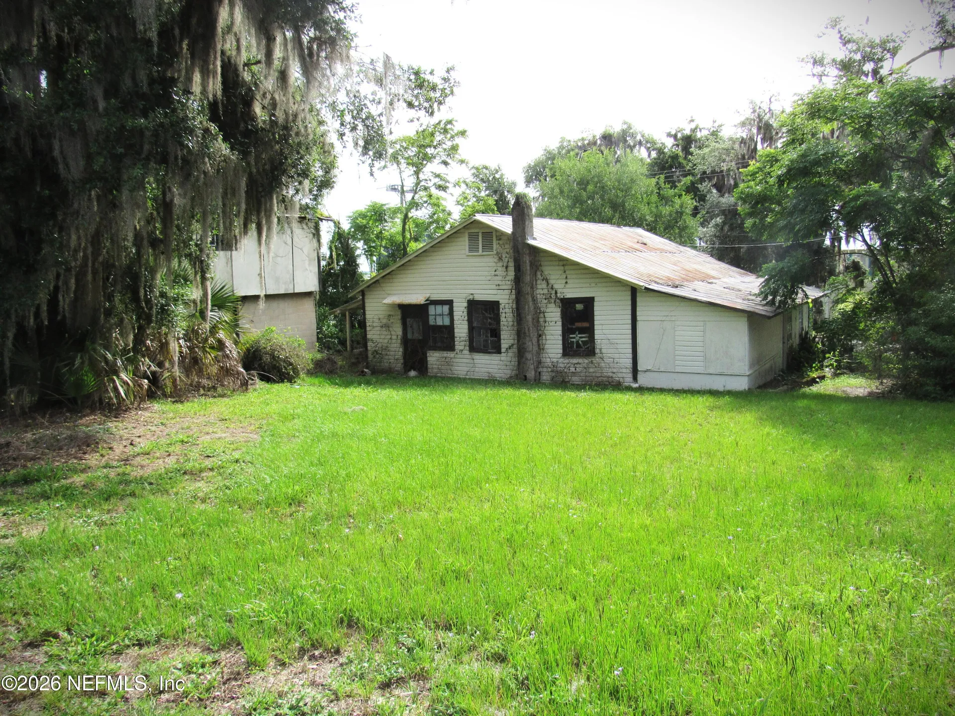 14 S Lake Street Crescent City FL 32112