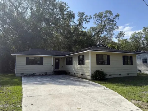 22979 NE County Road 200b Lawtey FL 32058