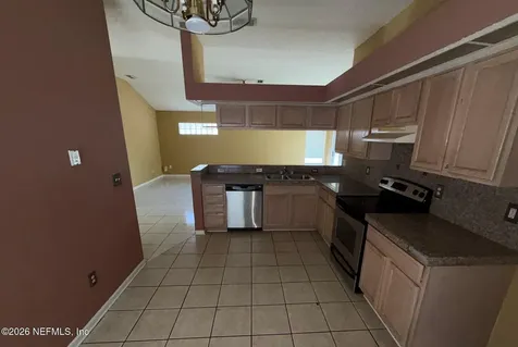 1223 Homard Boulevard E Jacksonville FL 32225