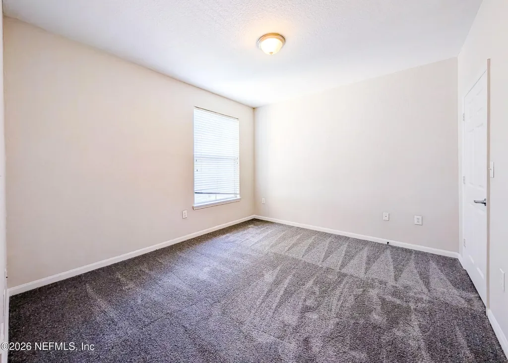 8539 Gate Parkway W Jacksonville FL 32216