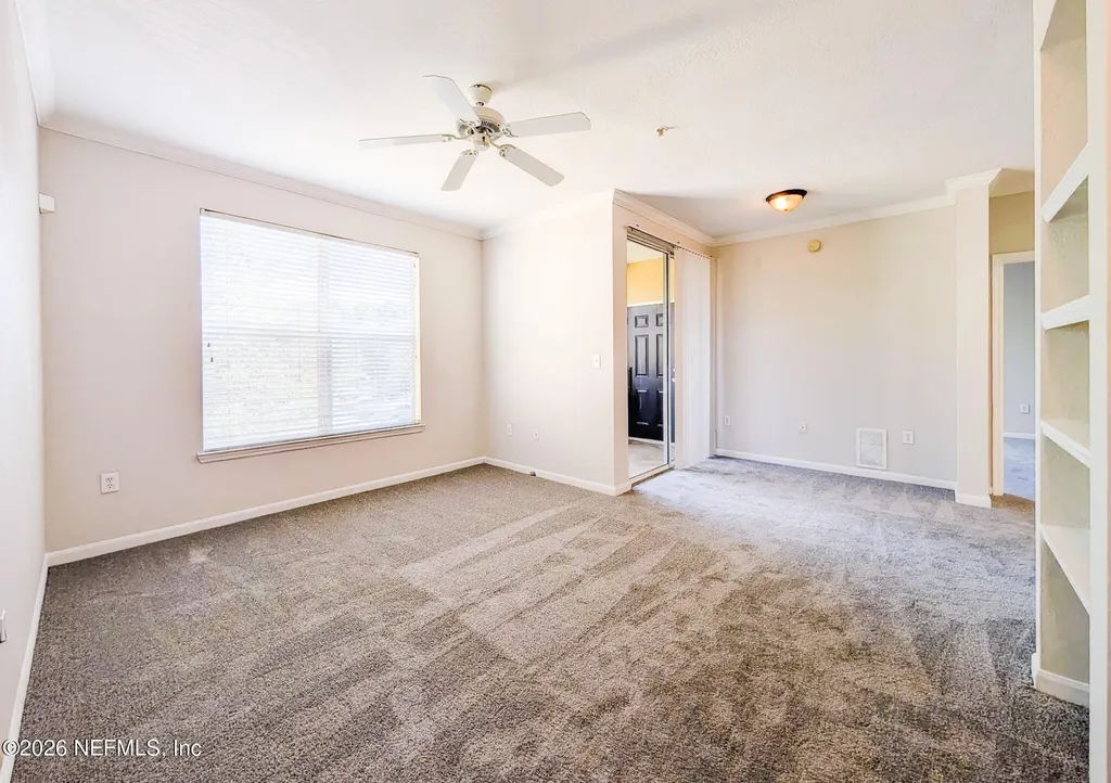 8539 Gate Parkway W Jacksonville FL 32216