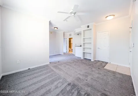 8539 Gate Parkway W Jacksonville FL 32216
