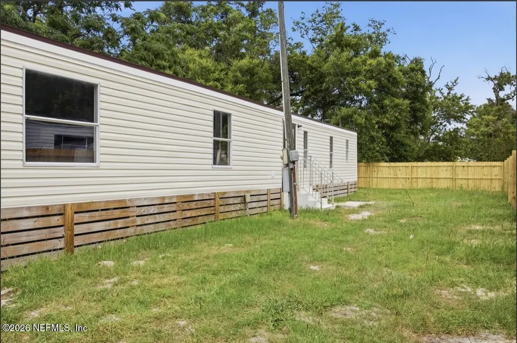 8427 Mc Glothlin Street Jacksonville FL 32210