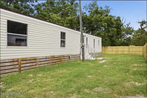 8427 Mcglothlin Street Jacksonville FL 32210