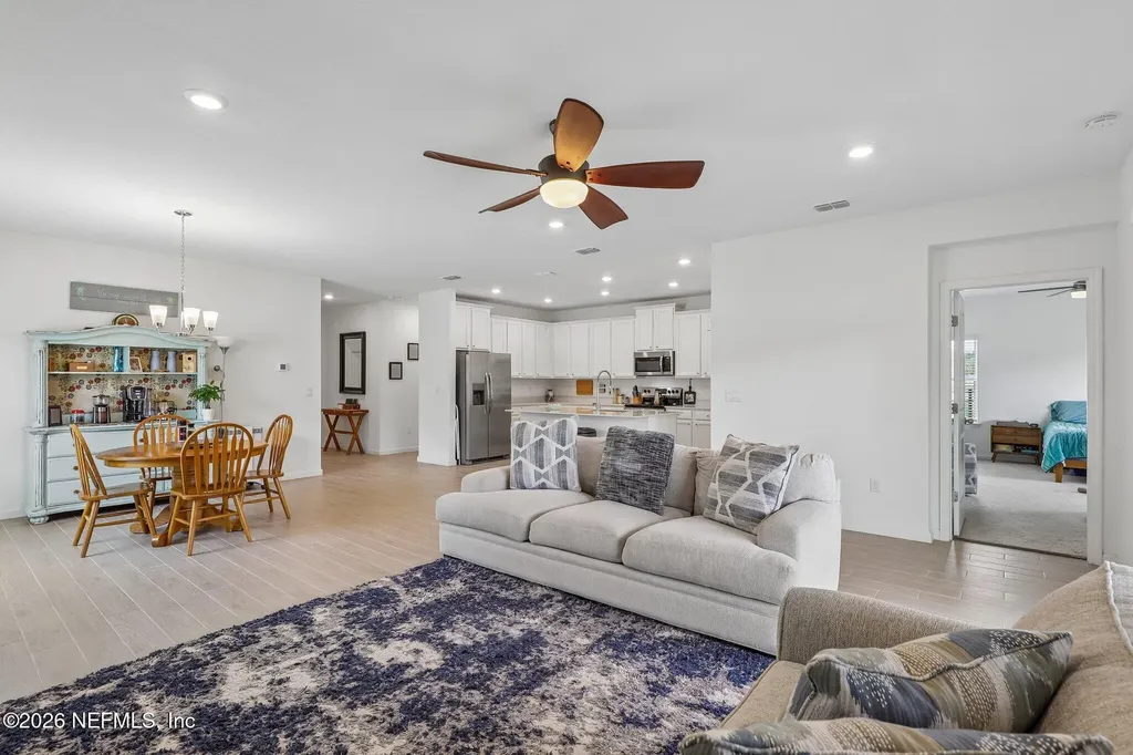2841 Hammock Dale Court Green Cove Springs FL 32043