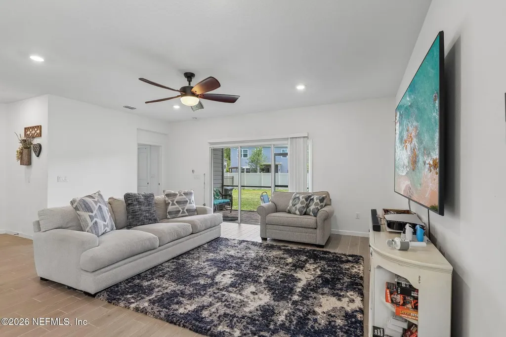 2841 Hammock Dale Court Green Cove Springs FL 32043