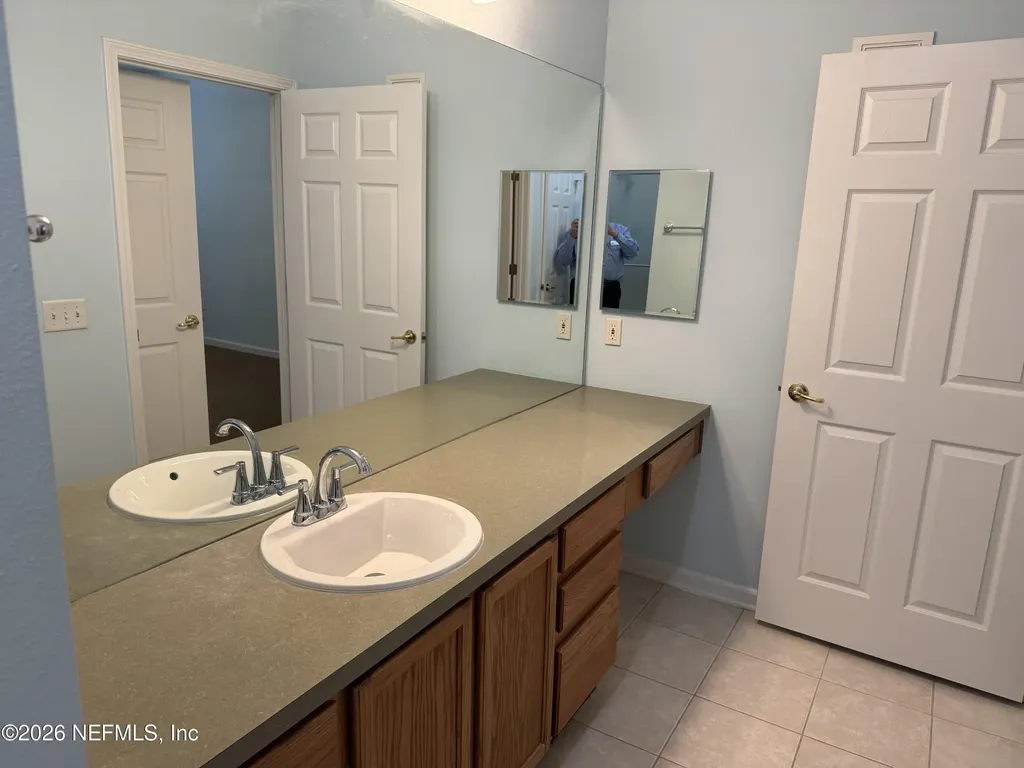 10550 Baymeadows Road Jacksonville FL 32256