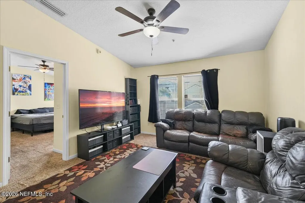 7068 Deer Lodge Circle Jacksonville FL 32256