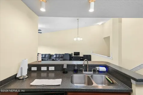 7068 Deer Lodge Circle Jacksonville FL 32256
