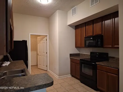 7032 Deer Lodge Circle Jacksonville FL 32256