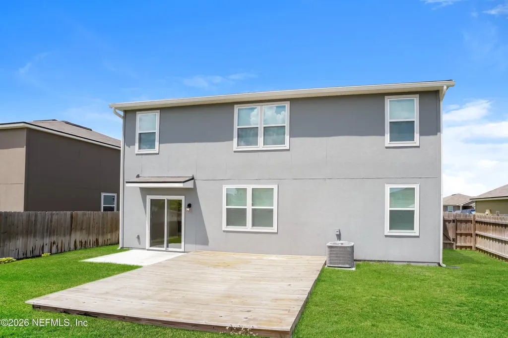2090 Pebble Point Drive Green Cove Springs FL 32043