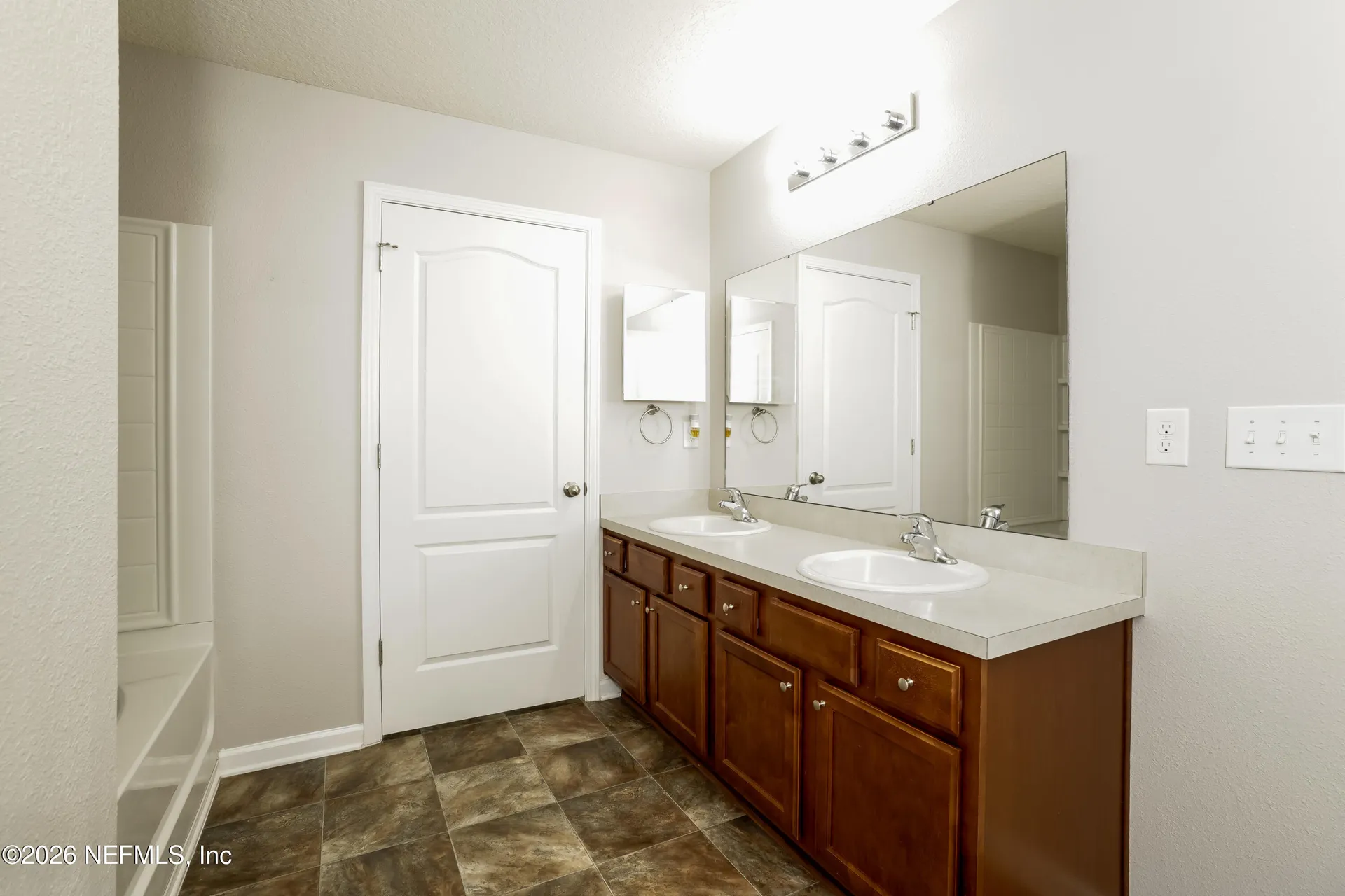 2090 Pebble Point Drive Green Cove Springs FL 32043