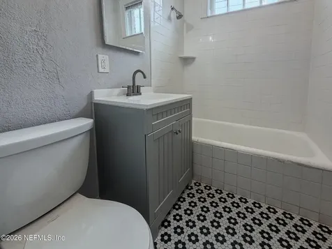 2359 Oak Street Jacksonville FL 32204