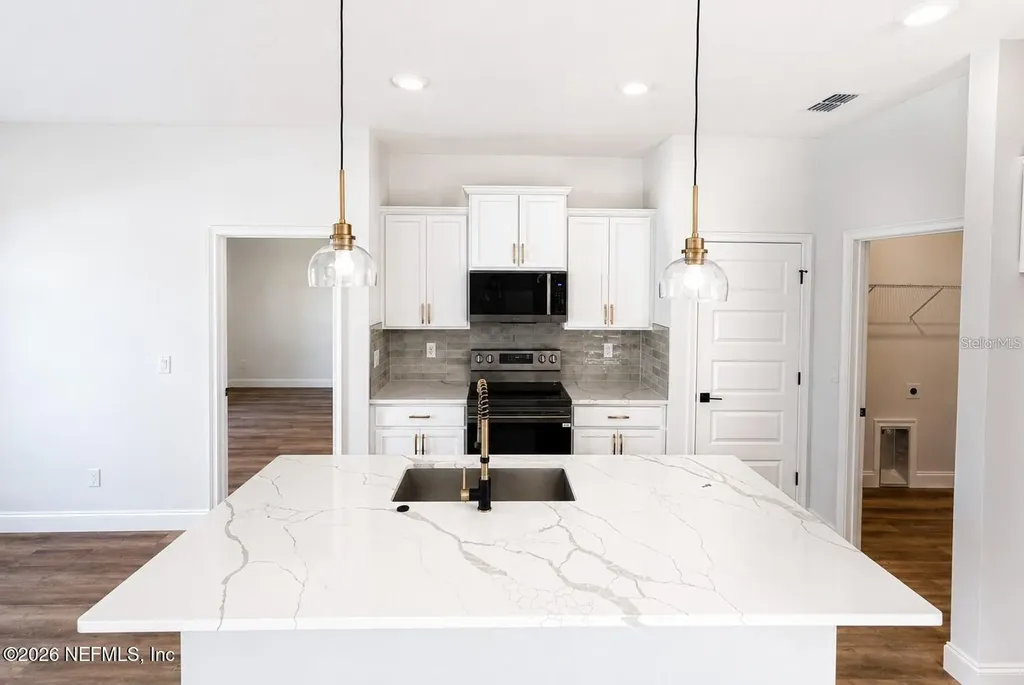 14 Renshaw Drive Palm Coast FL 32164