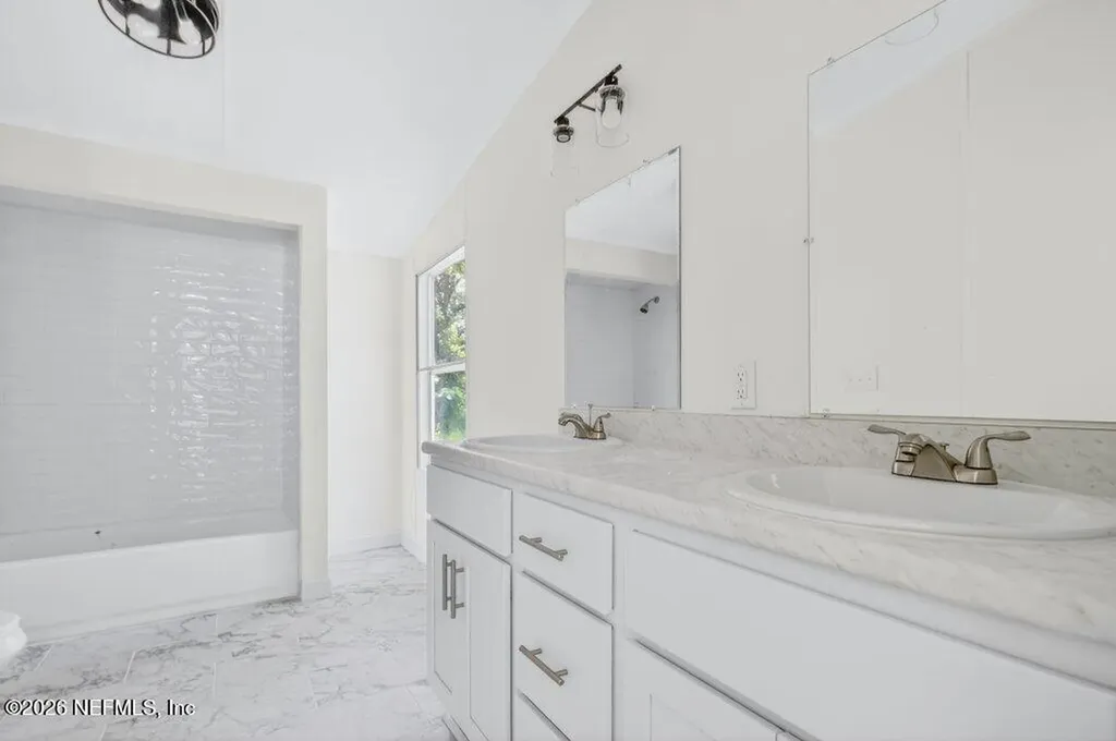 10715 Weatherby Avenue Hastings FL 32145